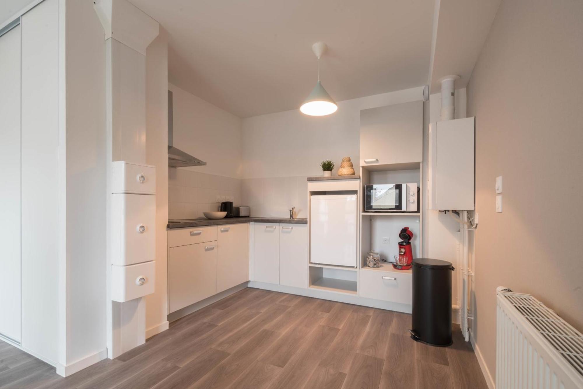 NATHAN - Appartement proche gare, arrivée 24 24 Le Mans Exterior foto