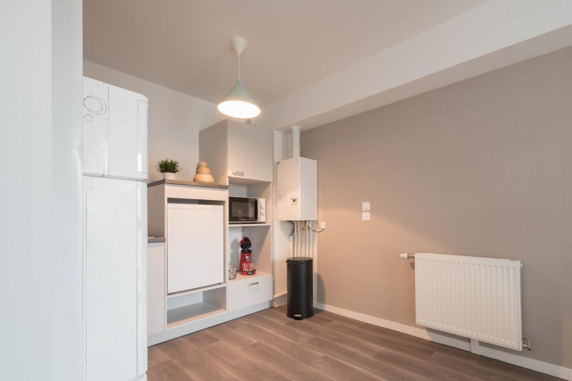 NATHAN - Appartement proche gare, arrivée 24 24 Le Mans Exterior foto